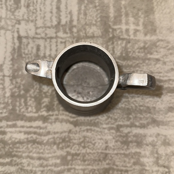 Vintage Wilton Pewter creamer - Picture 2 of 3